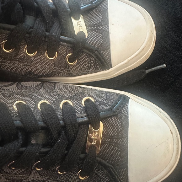 Coach sneakers . Monogram in gray . Size 7.5 - Picture 5 of 6